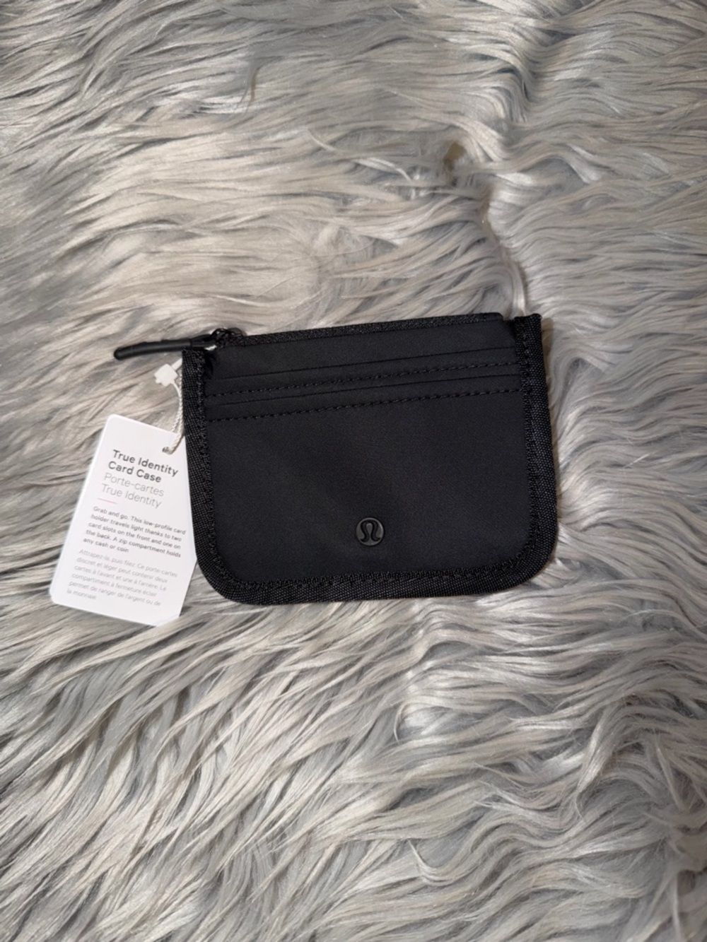 Lululemon true identity card case